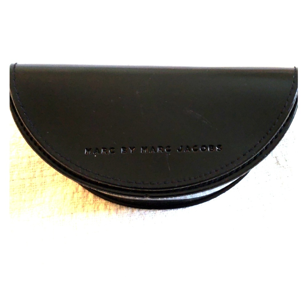 Marc Jacob's sunglasses case